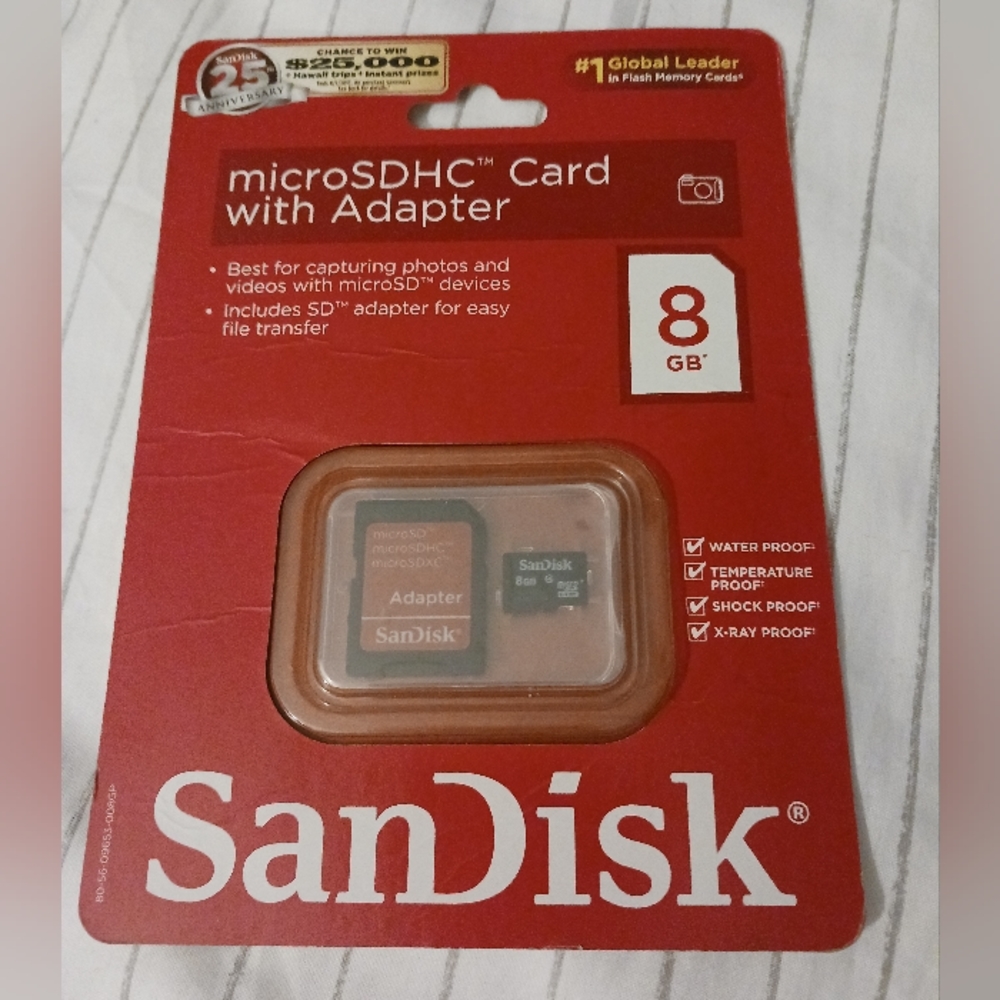 NWT!! SanDisk Memory Card 8GB